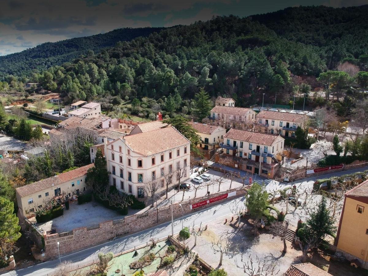 Hotel Rural Y Apartamentos Villa Engracia Espluga de Francolí Exteriör bild