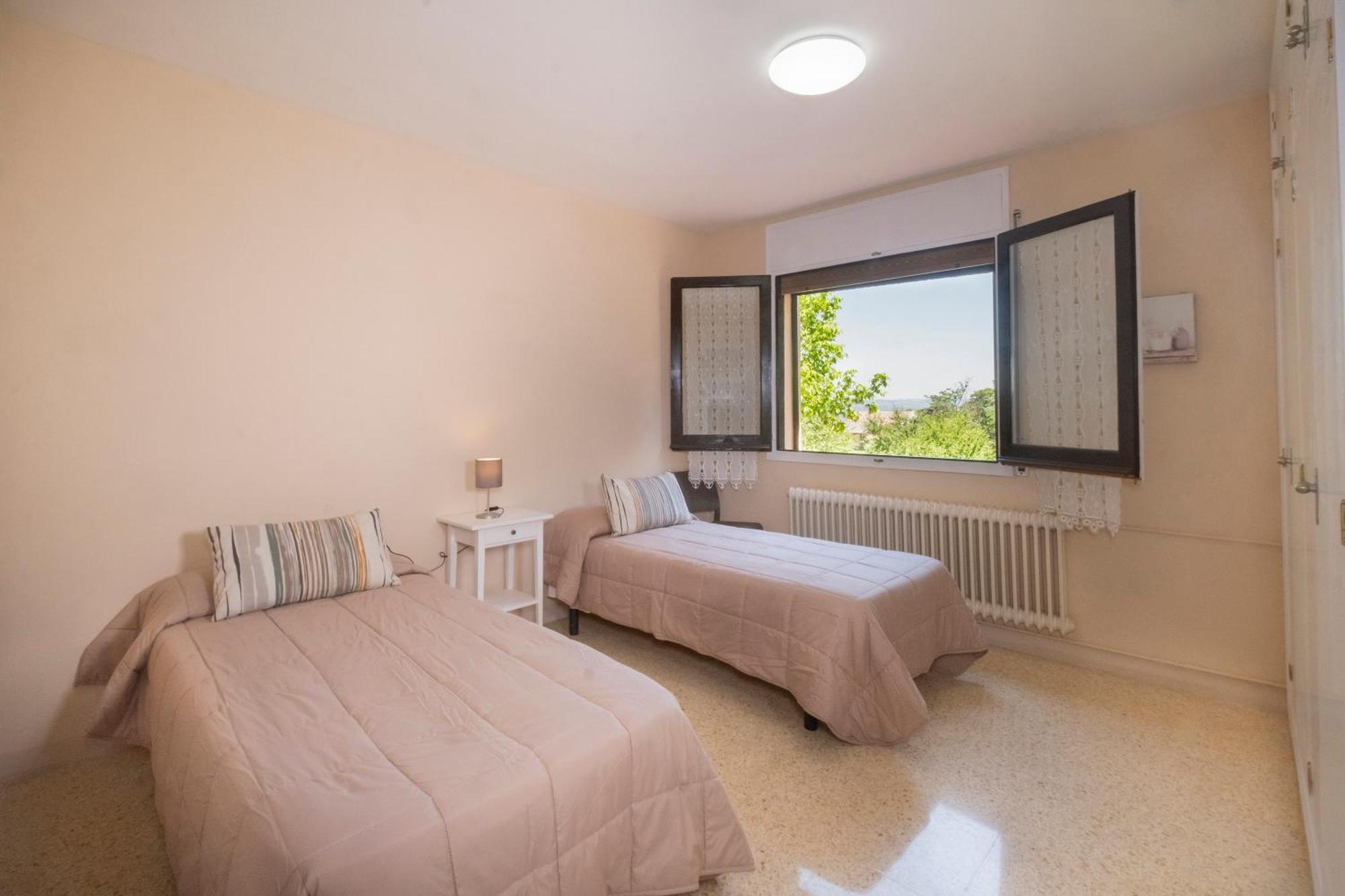 Hotel Rural Y Apartamentos Villa Engracia Espluga de Francolí Exteriör bild